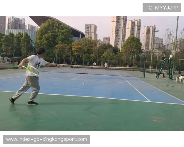 网球底线长回合训练更耐久——打造持久战斗力的秘密武器