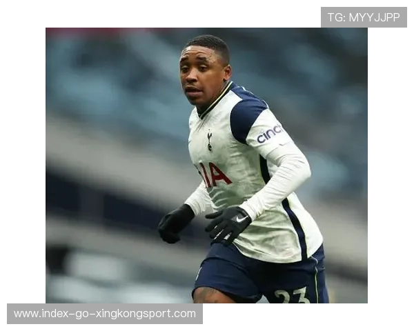 卢卡斯边线直塞助攻定胜局