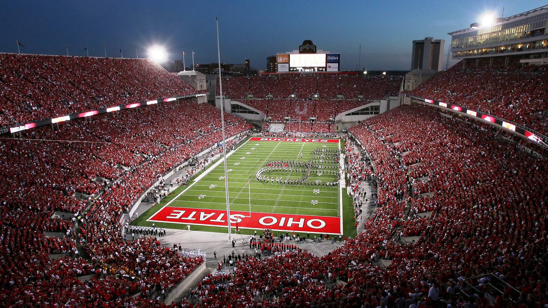 世界纵坡登高跑赛 超高层建筑竞速刷新爬楼纪录